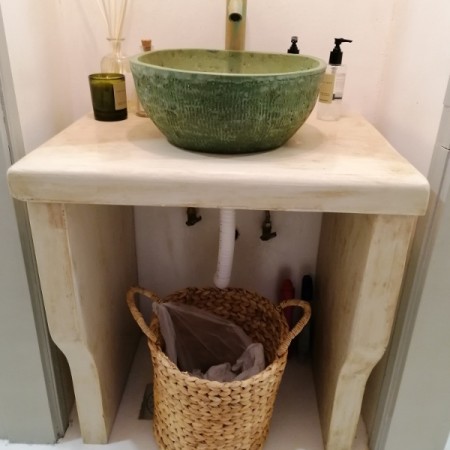 Handmade Έπιπλο Μπάνιου Μασίφ Πέτρα Τραβερτίνο Νέδα